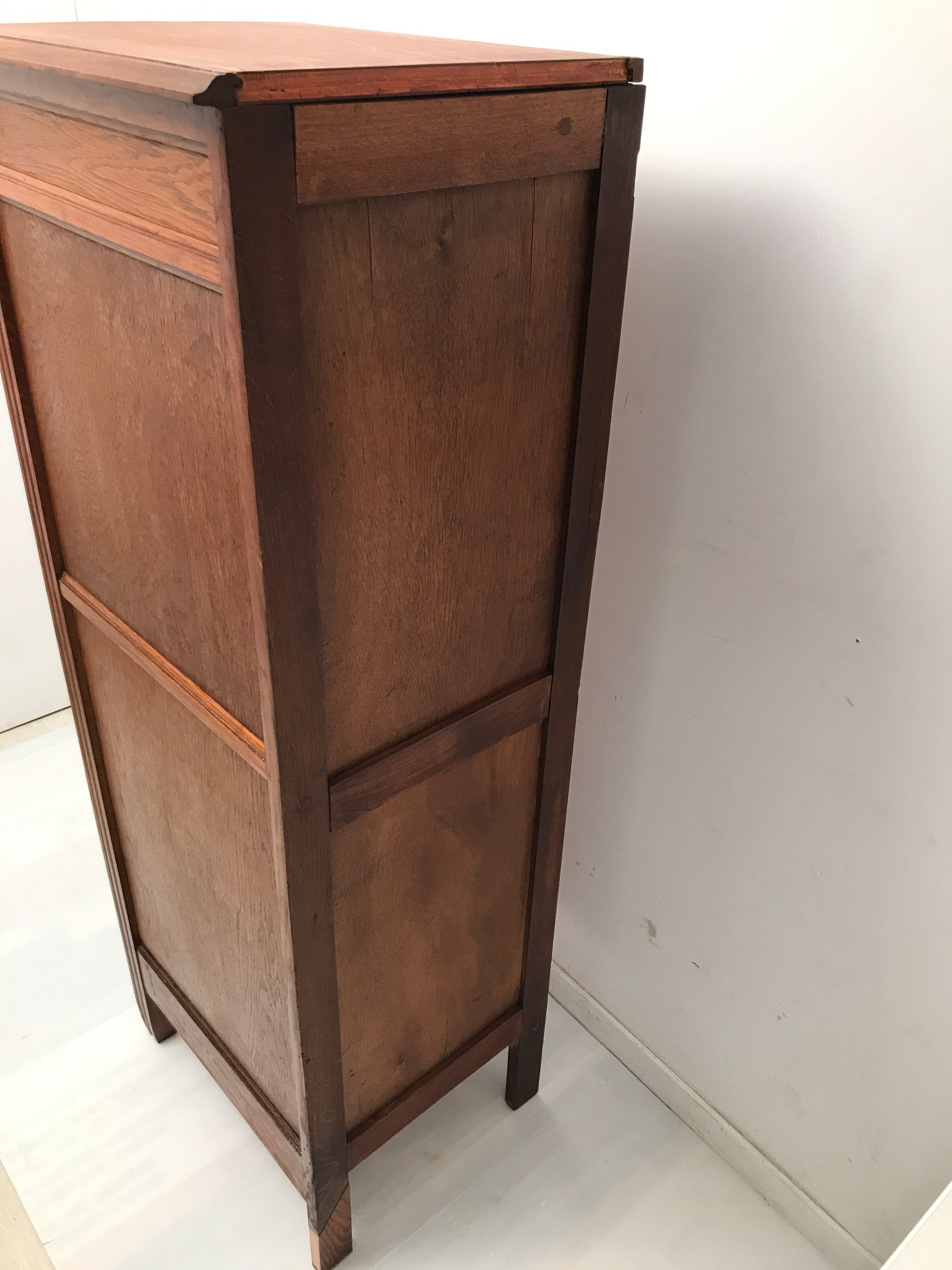 Vintage wooden chiffon