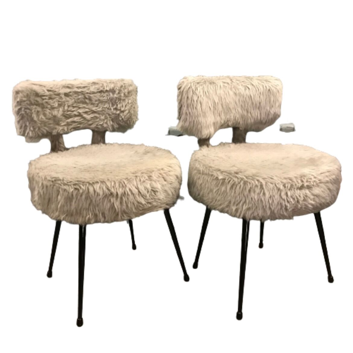 Pair of fluffy chairs