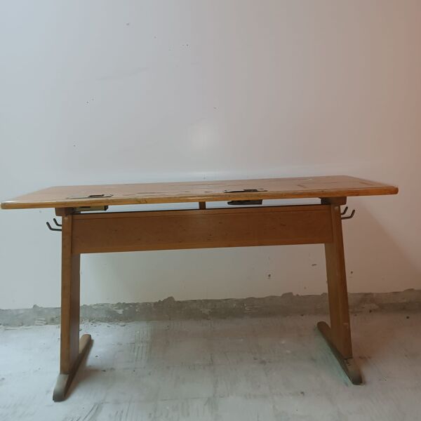 Table école avec encrier metal vintage Casala
