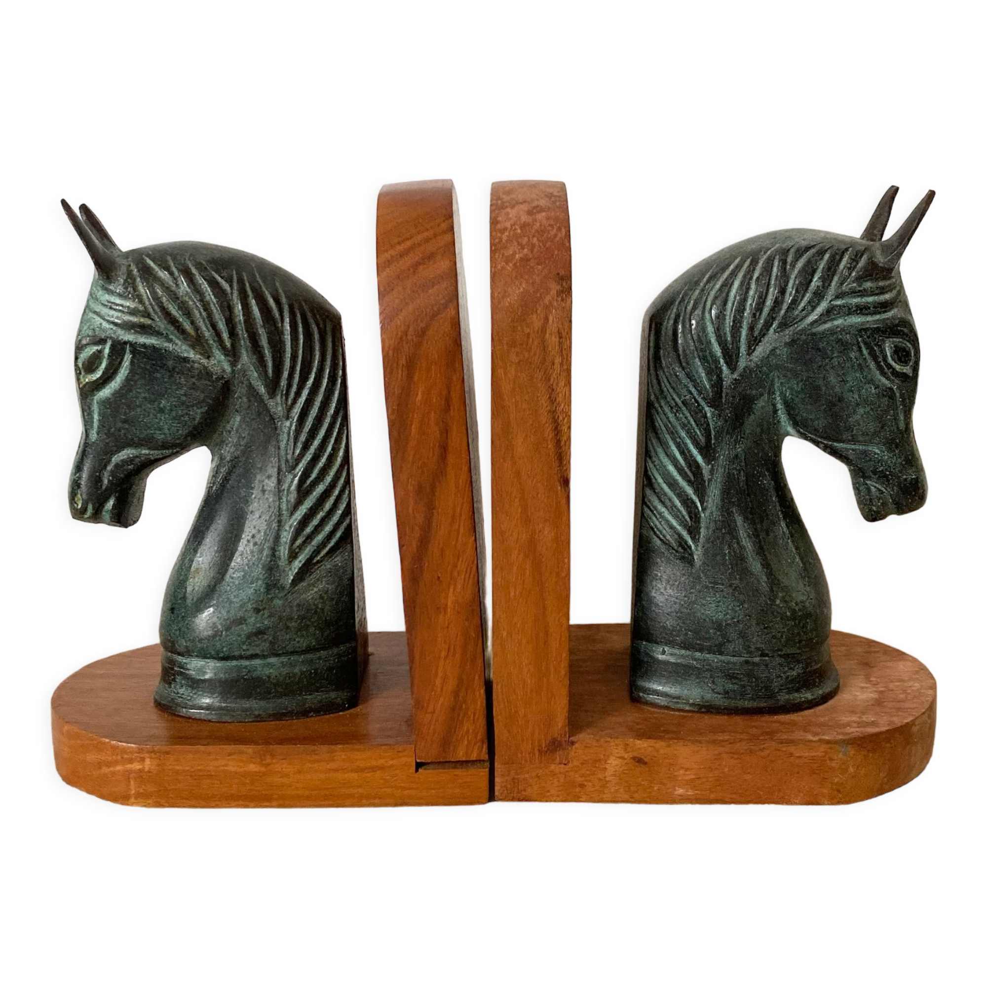 Pair of horsehead bookhouses