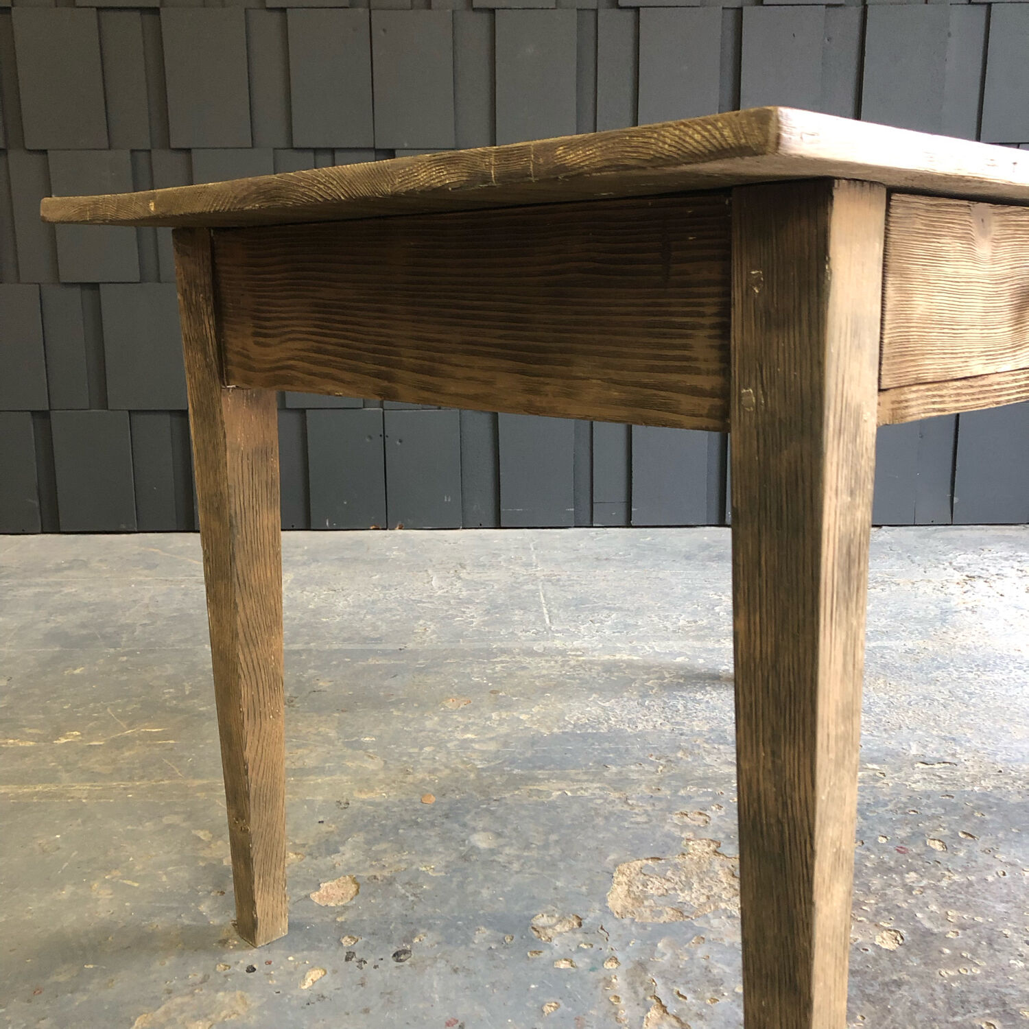 Table de ferme à 2 tiroirs