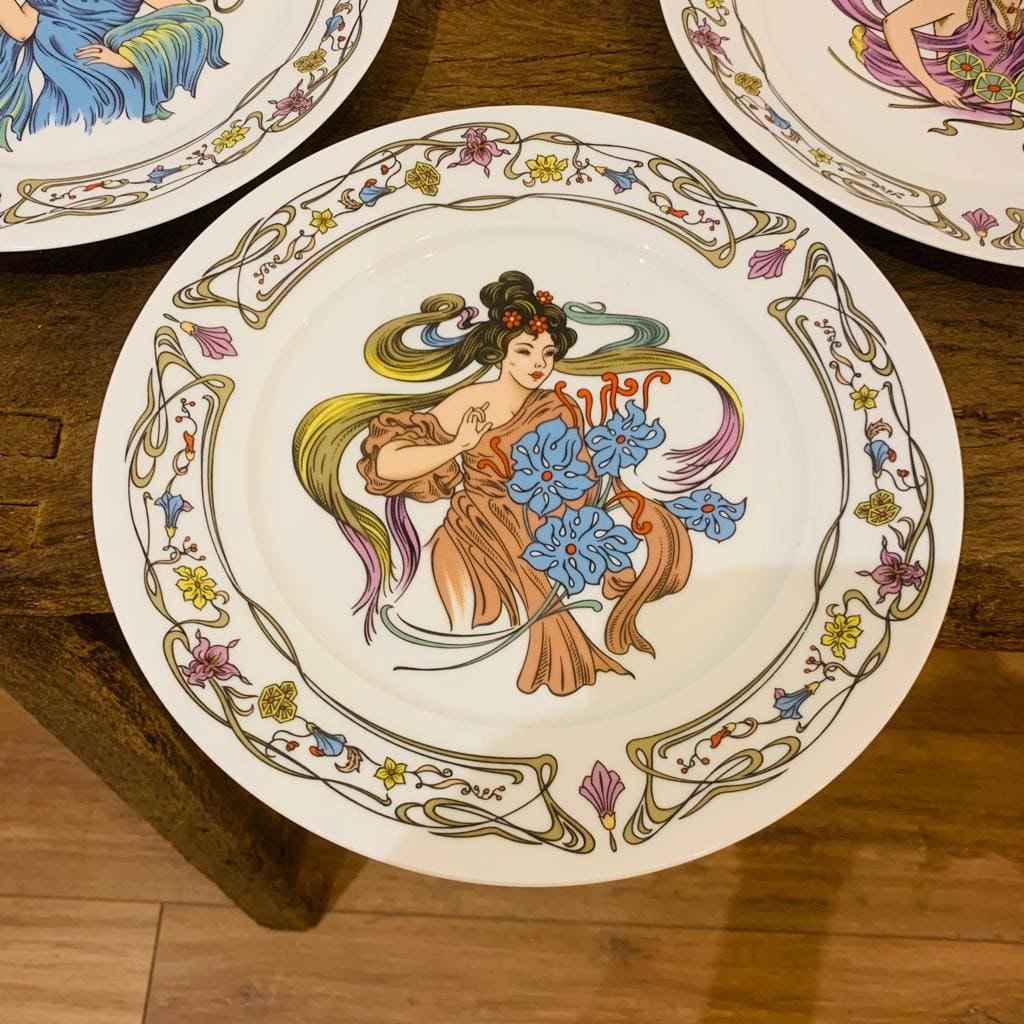 6 Limoges plates