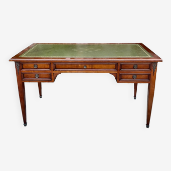 Bureau plat en acajou de style Louis XVI époque XXeme siècle