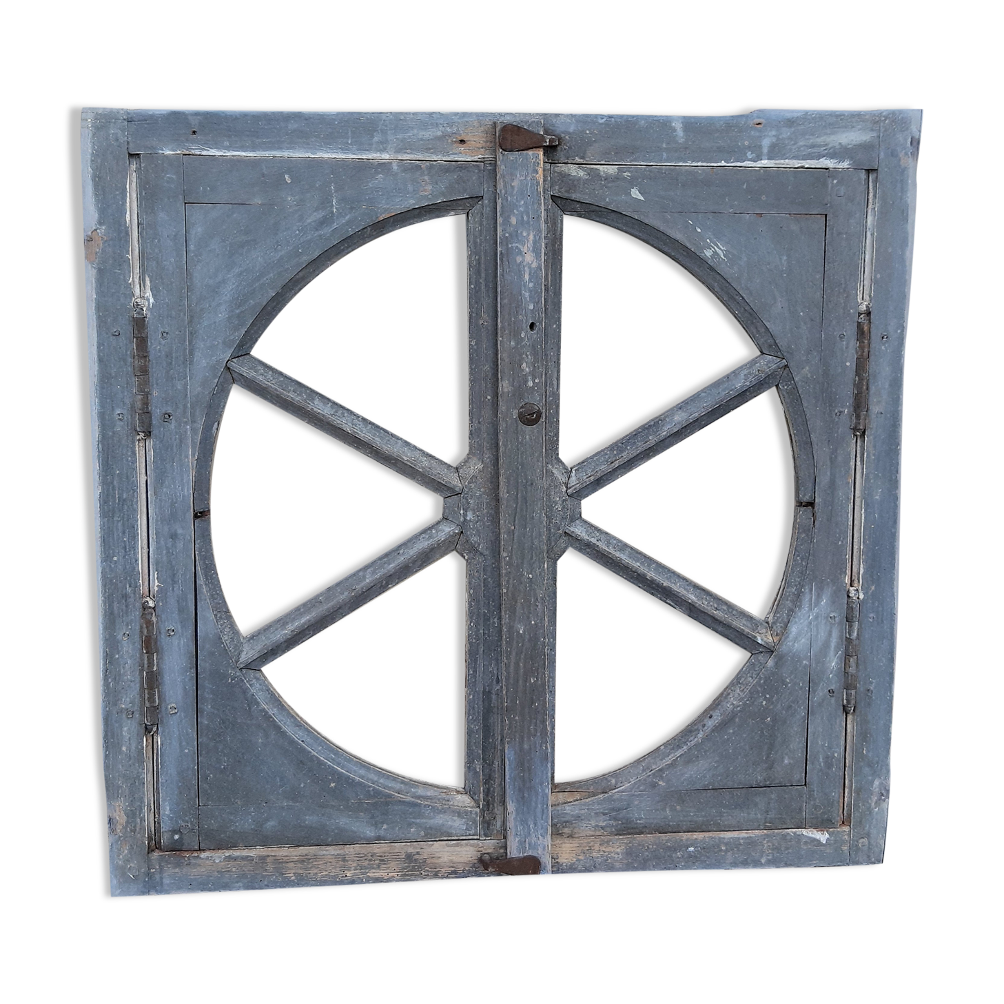 Vintage round ox eye window