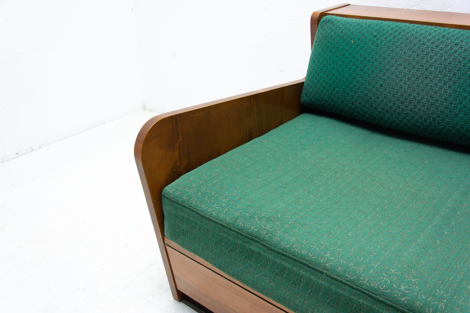 Mid century folding sofabed by Jindřich Halabala, 1950´s