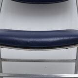 Chaise pliable skaï bleu pieds chromés