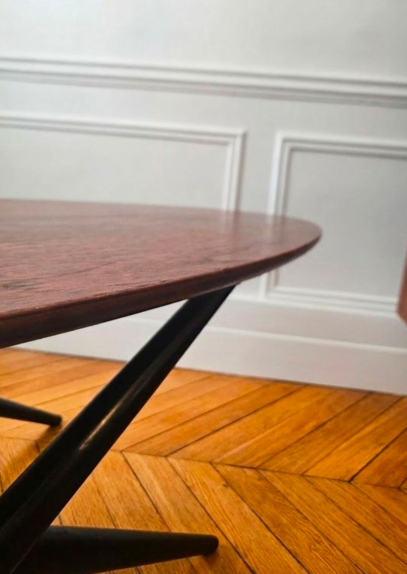Very rare - Vintage Scandinavian design coffee table, model "Ovalette" p