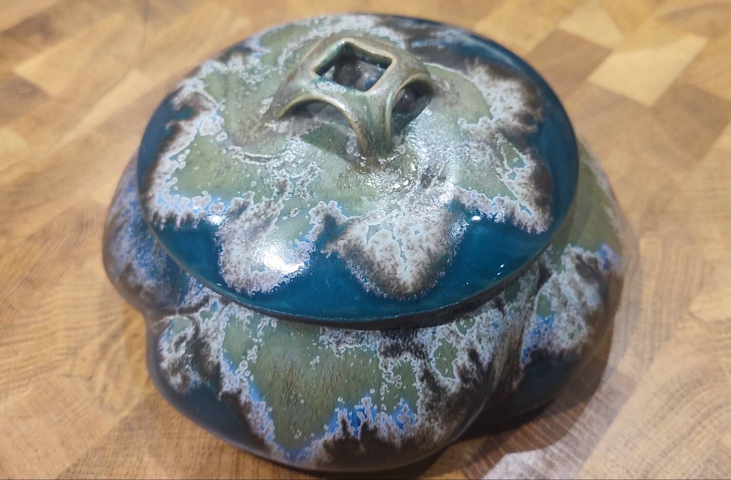 Denbac Art Nouveau ceramic candy box