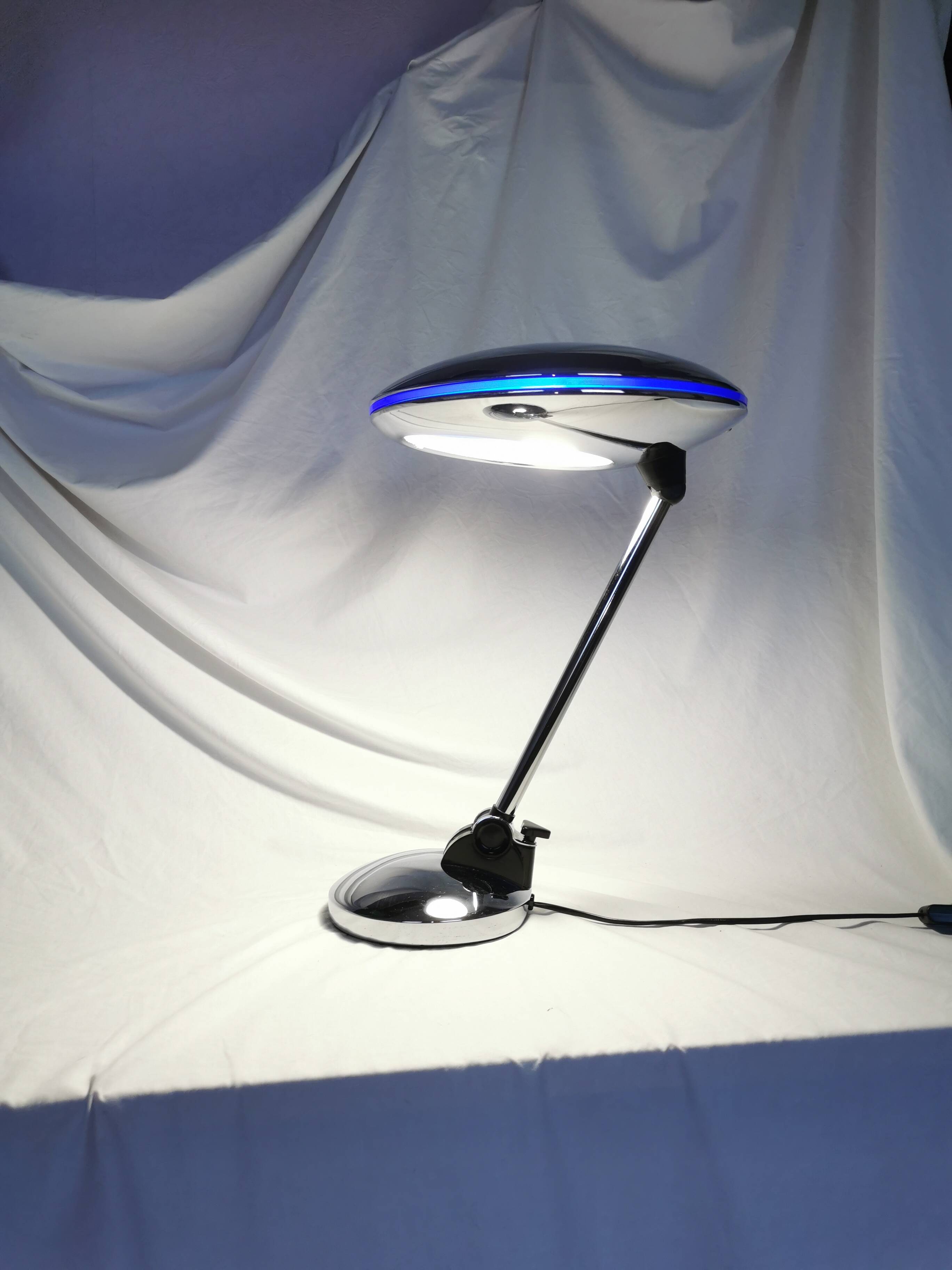 Adjustable chrome metal UFO lamp, space age, UFO, Aluminor, France, 1980.