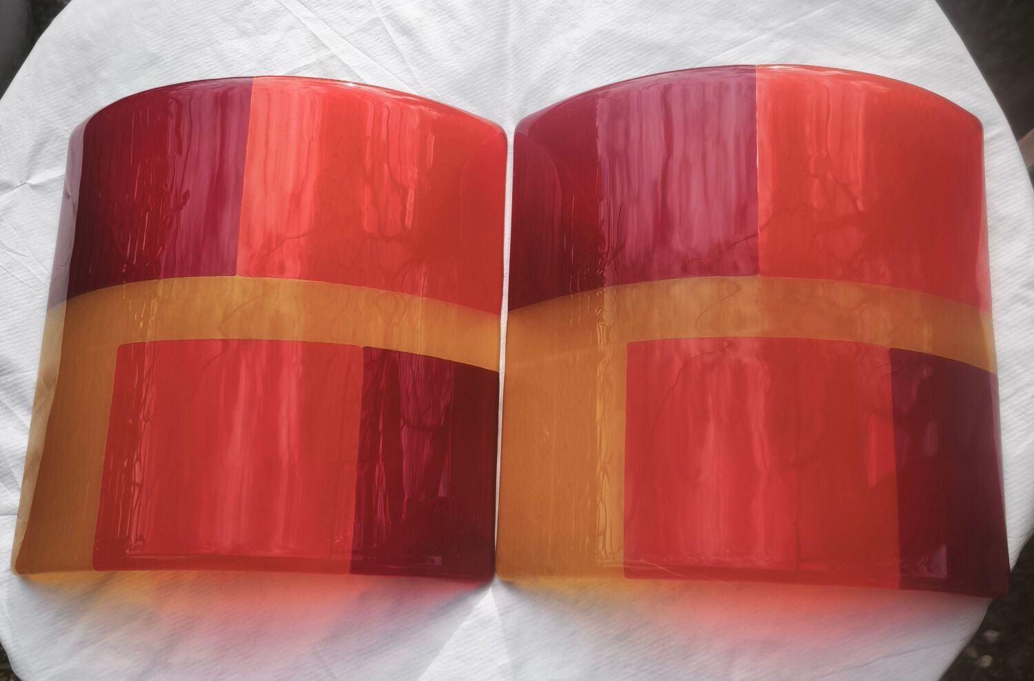 Pair of Italian wall lights in Murano glass