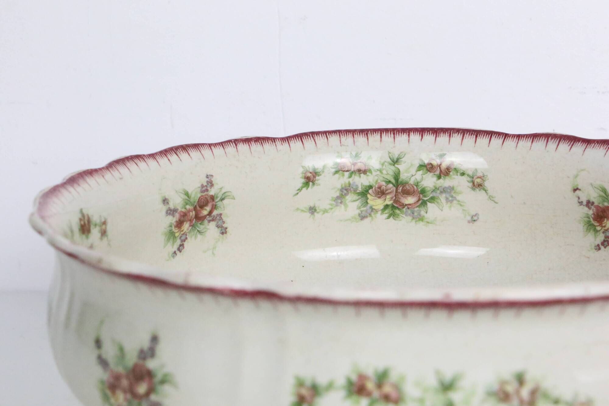 Earthenware salad bowl, Saint Amand & Hamage earthenware factory, Floreal pattern, French manufacturer