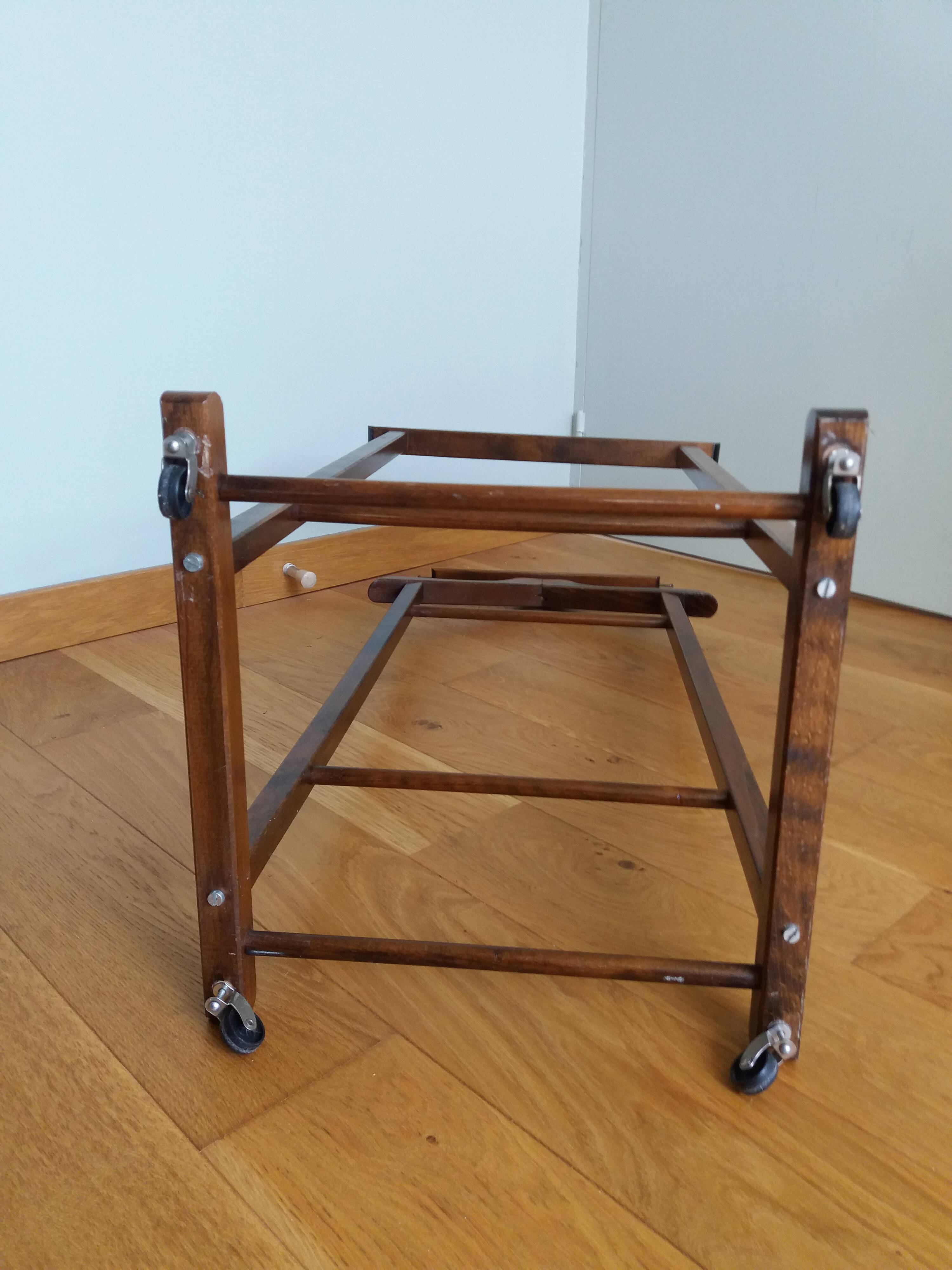 Valet stand with two clothes racks