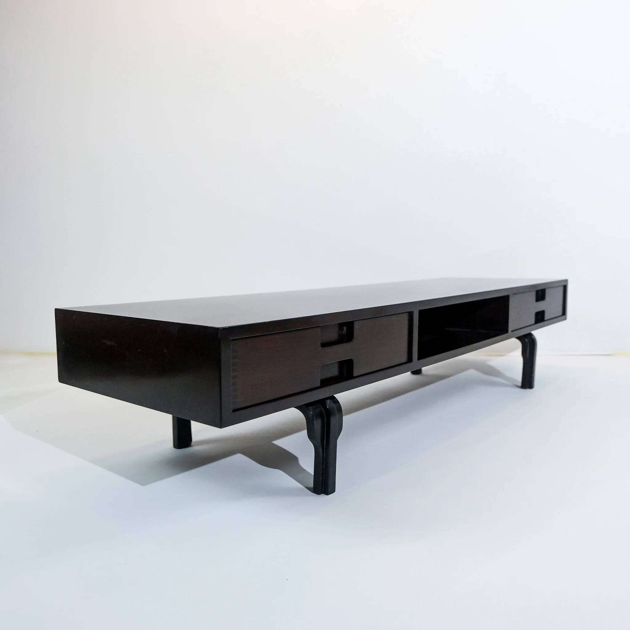 Low vintage enfilade by Renato Magri for Cantieri Carugati, Italy, 1960s.