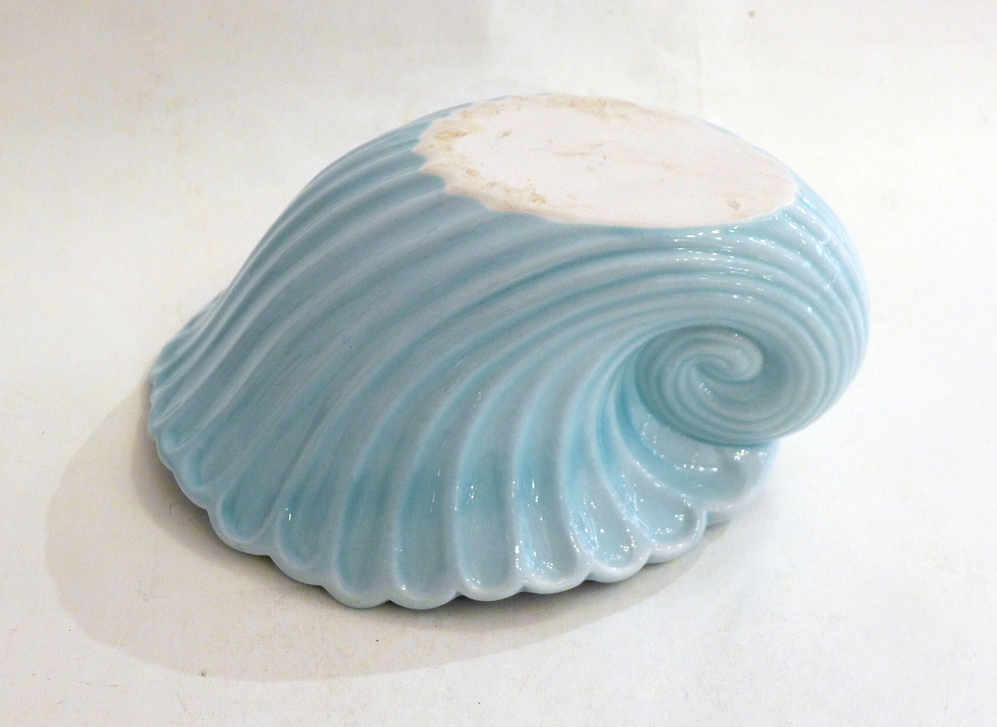 Shell pot cover cup