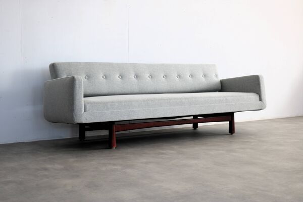 Rare canapé d'Edward Wormley modèle ''New York