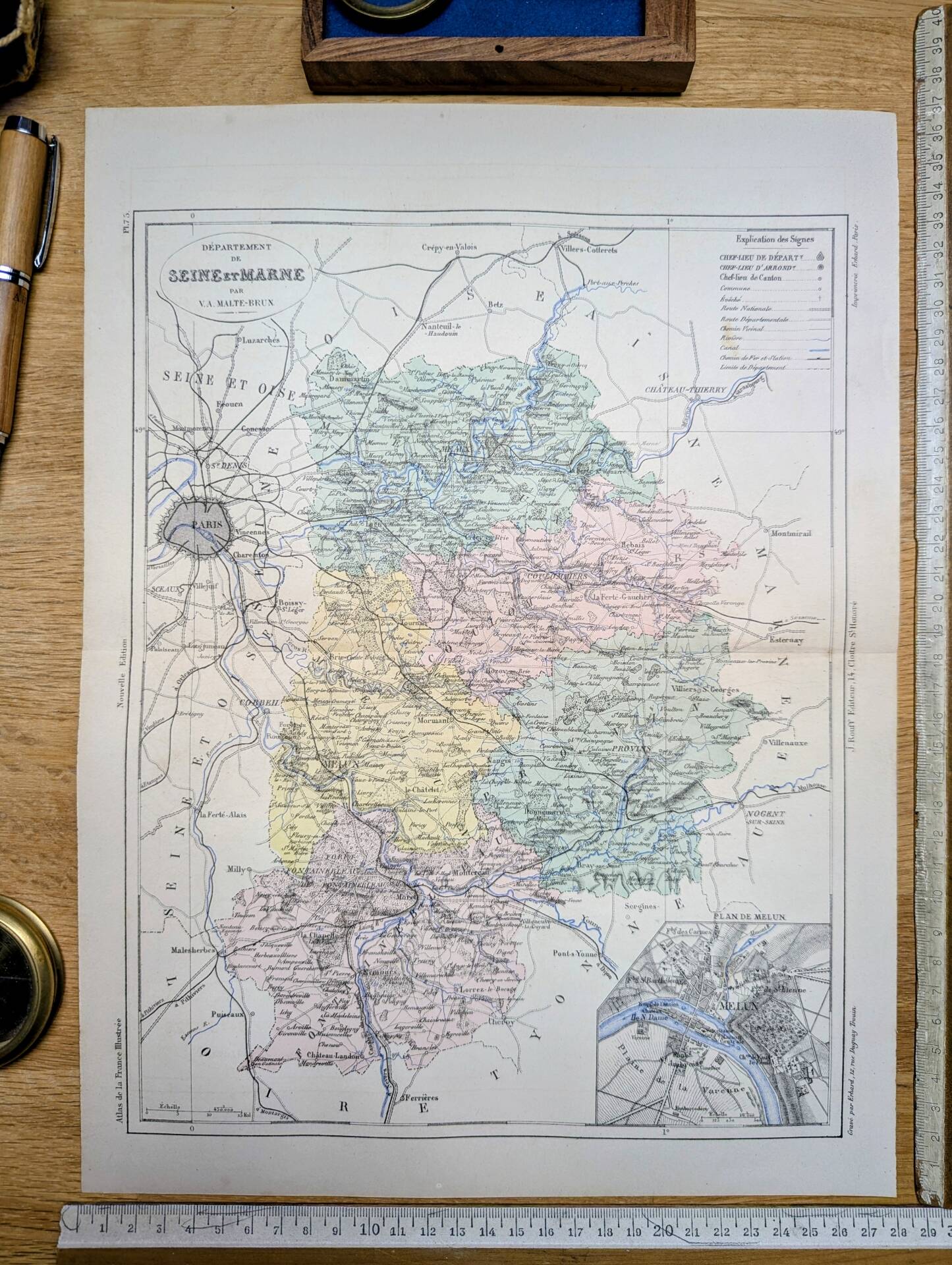Map of Seine-et-Marne, printed in 1883.