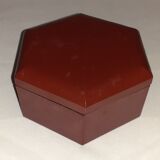 Plateau en bakélite laqué du Japon vintage avec 4 pièces