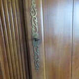 Side board