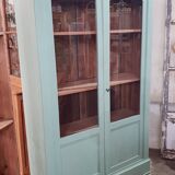 Old showcase