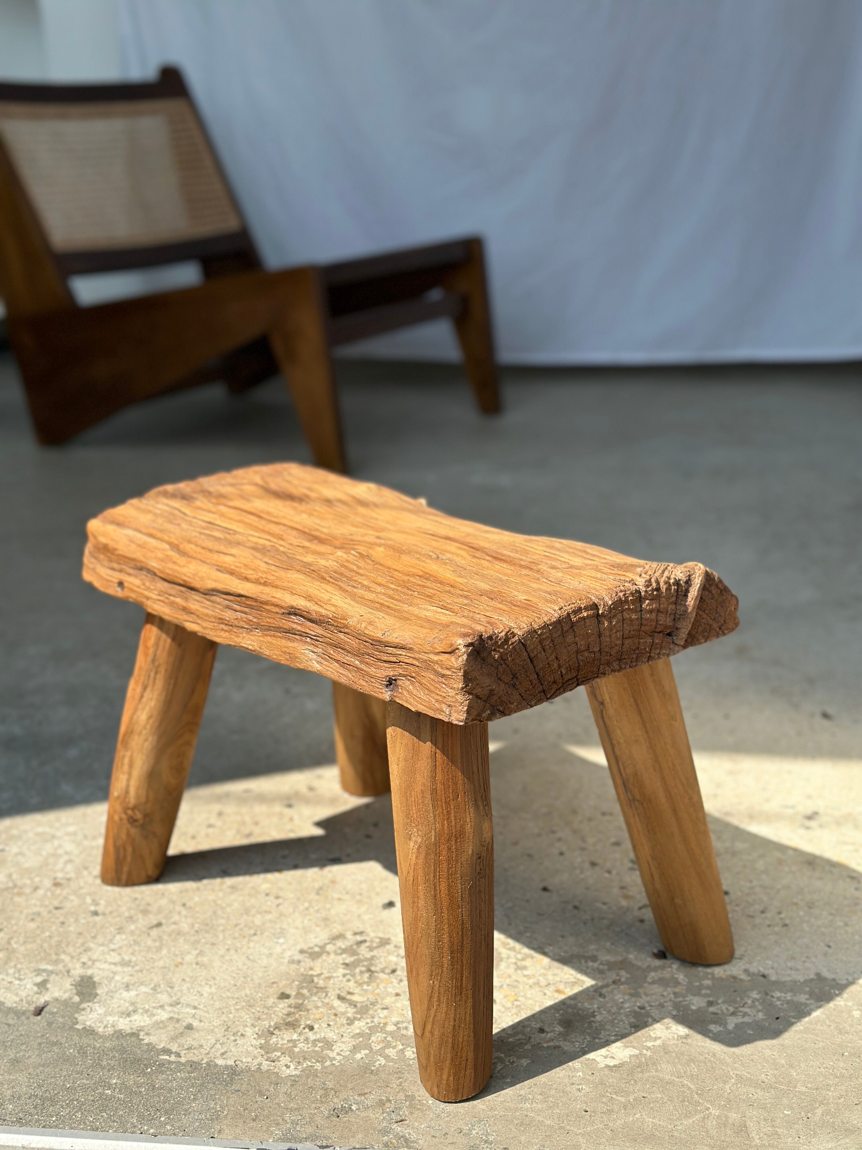 Small side table or stool in blond teak H:30 L43 l27