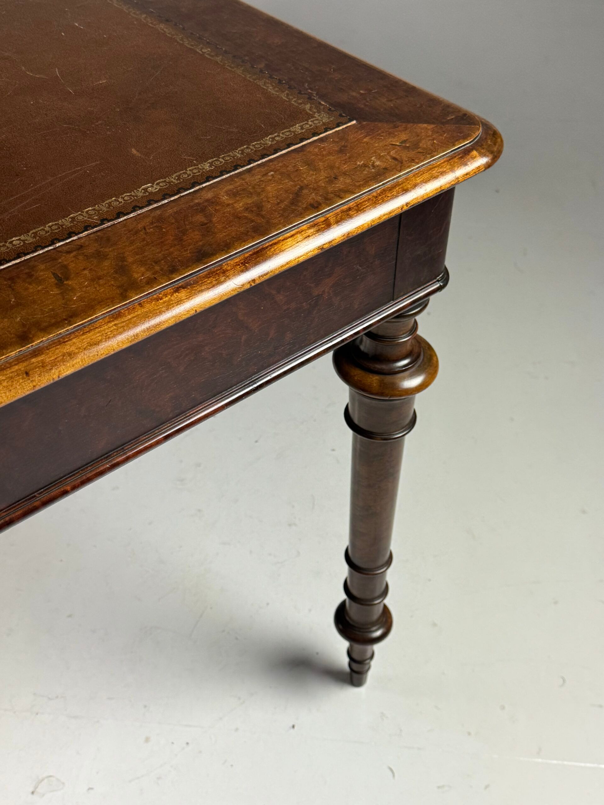 Victorian writing desk 1850-1870