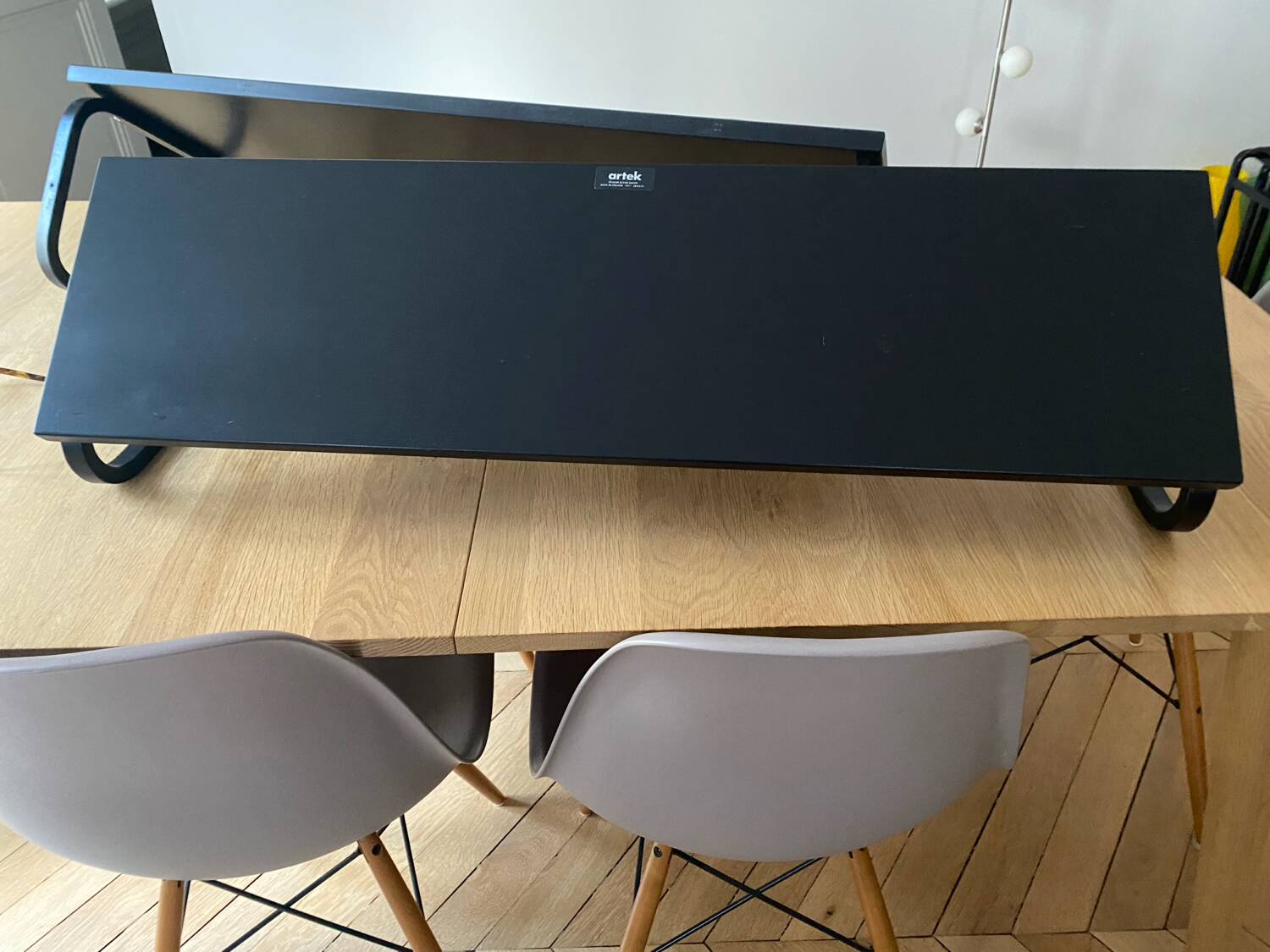 2 Artek 112 B Alvaar Alto design black shelves