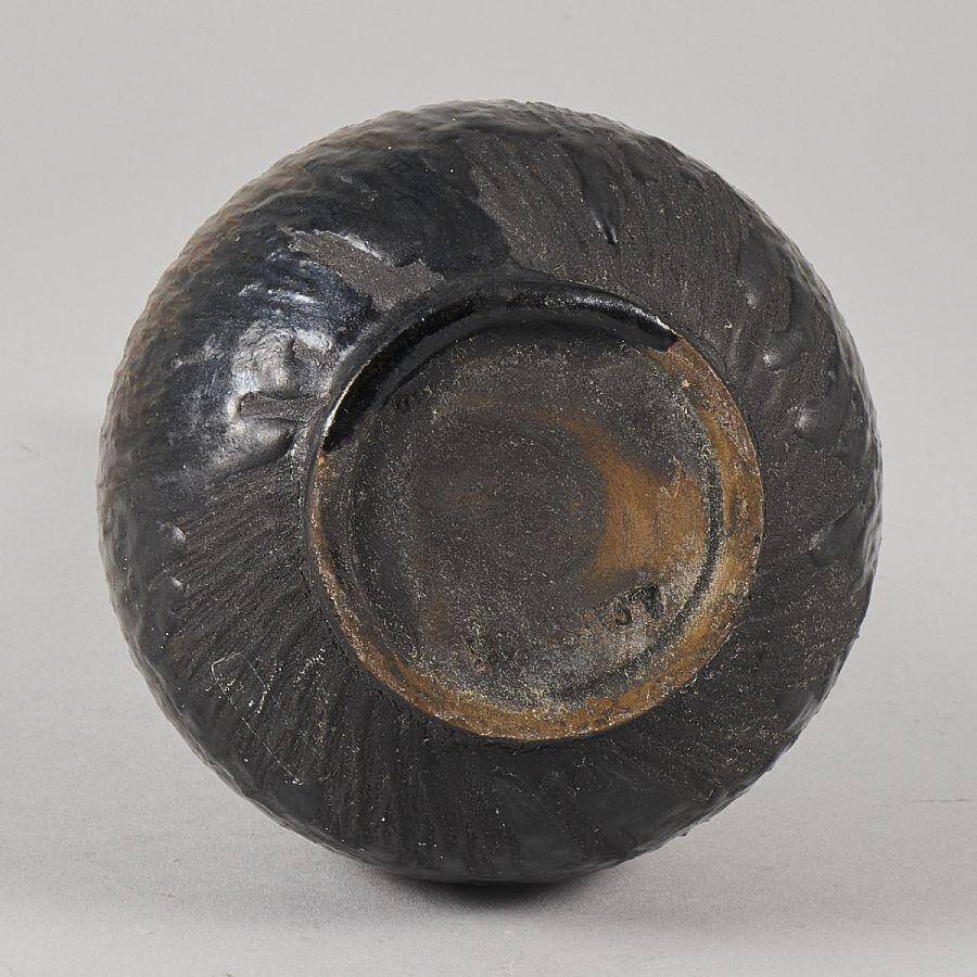 Arne Säfström, rare ceramic tulip vase, The Modern Scandinavian, mid-1900s