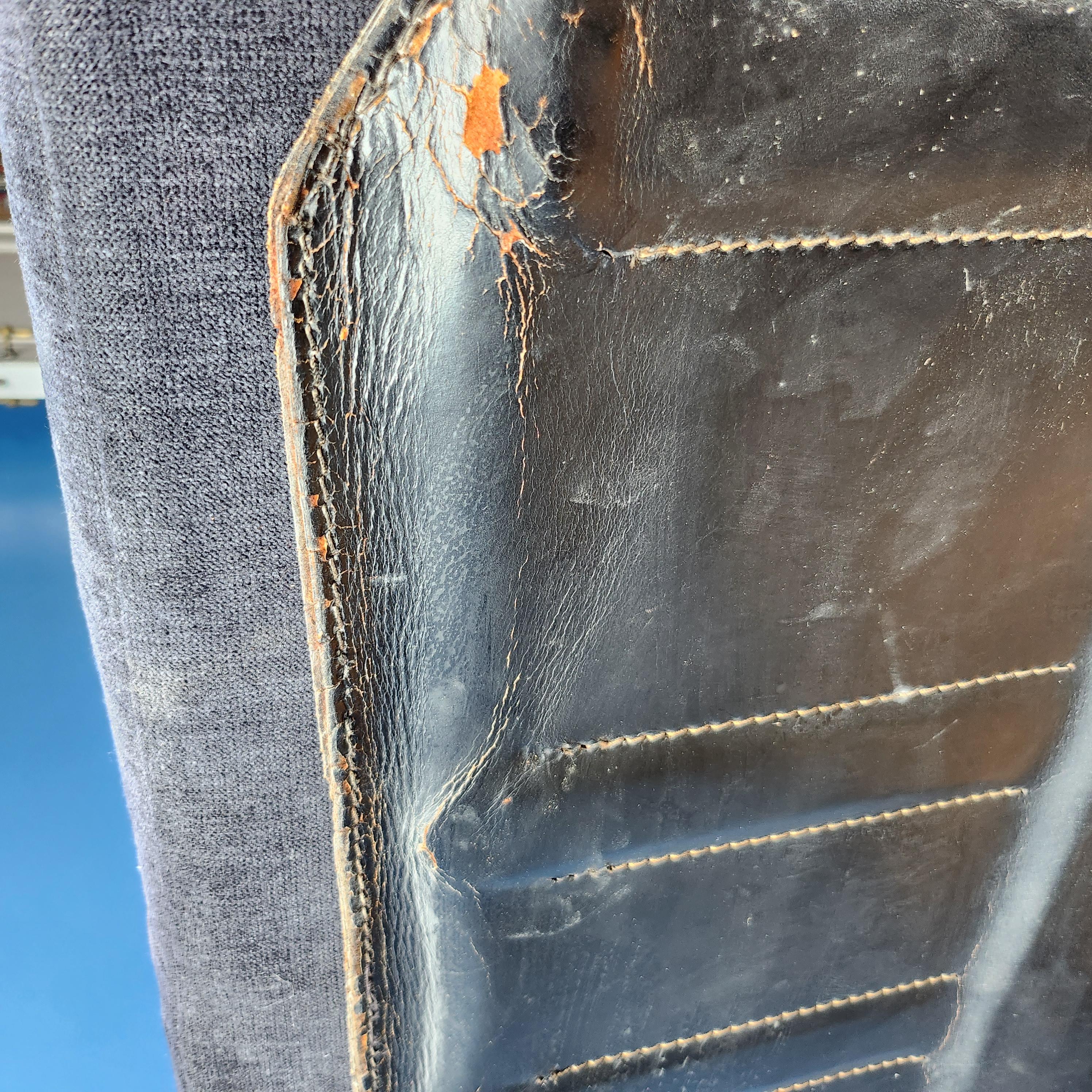 B&amp;B Italia chaise longue by Antonio Citterio