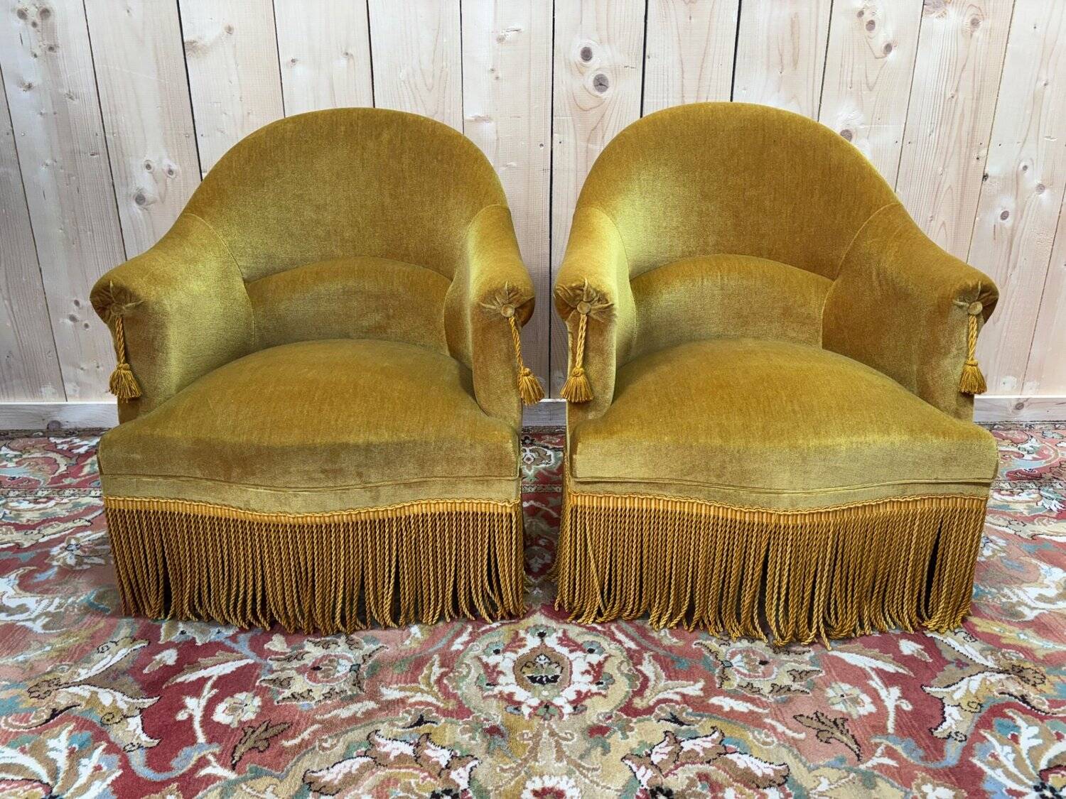 Paire de fauteuils bergère Art Déco velours jaune doré années 1920