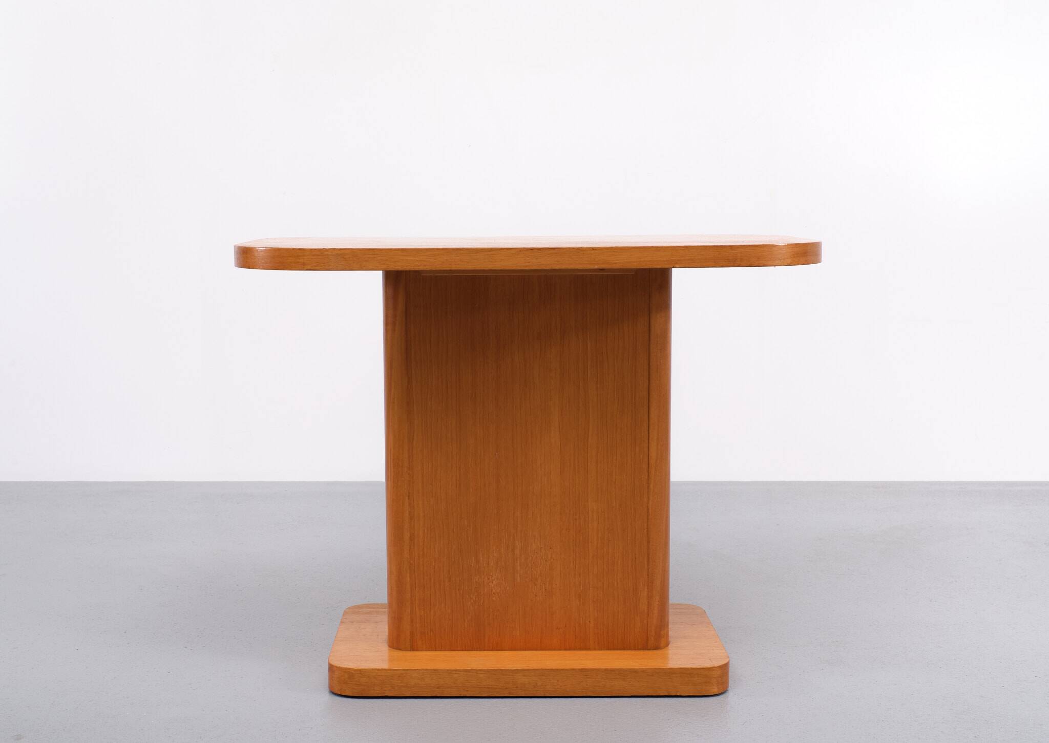 Art Deco Maple wood Coffee table 1920s Holland