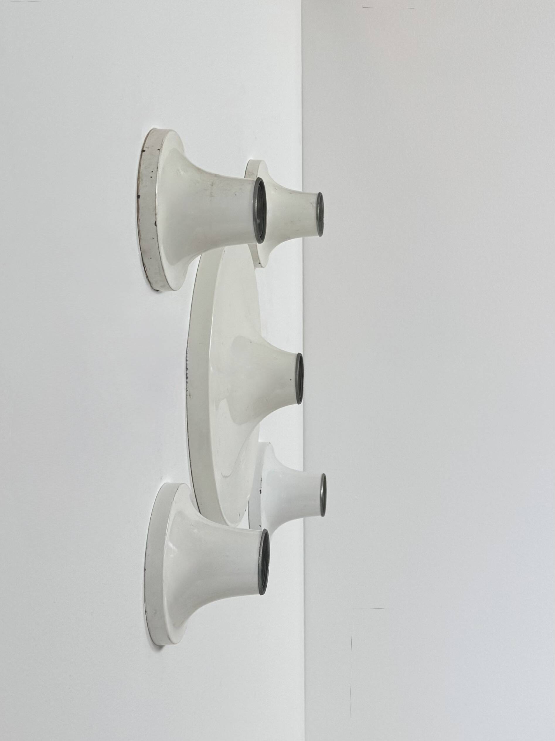 Set of 5 vintage wall lights, white lacquered metal, Germany, 1970.
