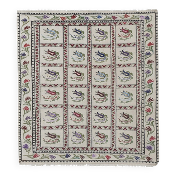 Kilim turc vintage tissé main 116x124 cm