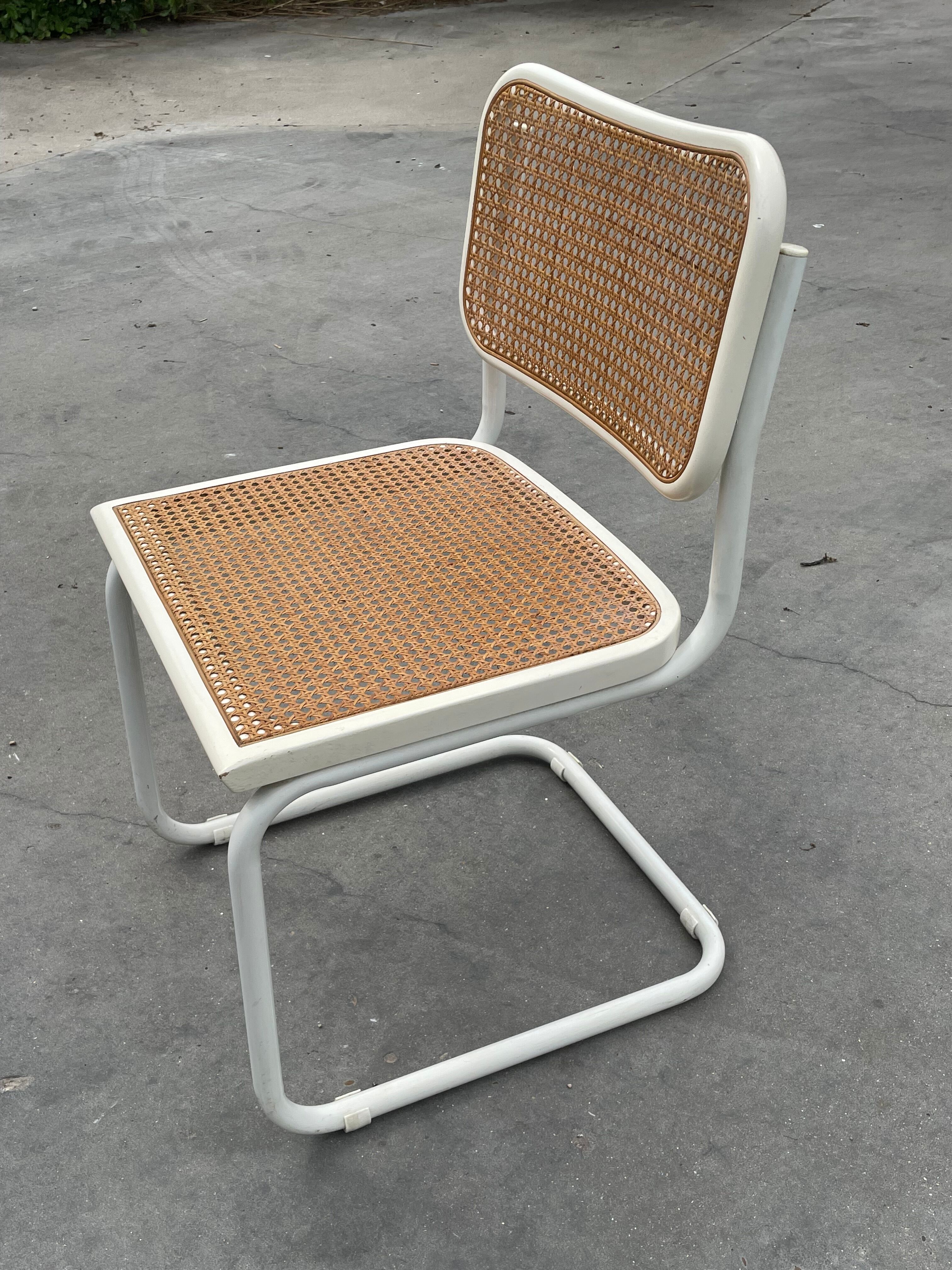 Cesca design chair b32 model in white