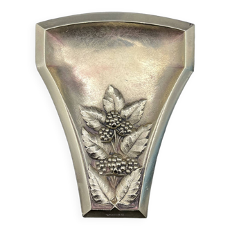 Bronze ashtray decorated with raspberry blackberries In Sadoux