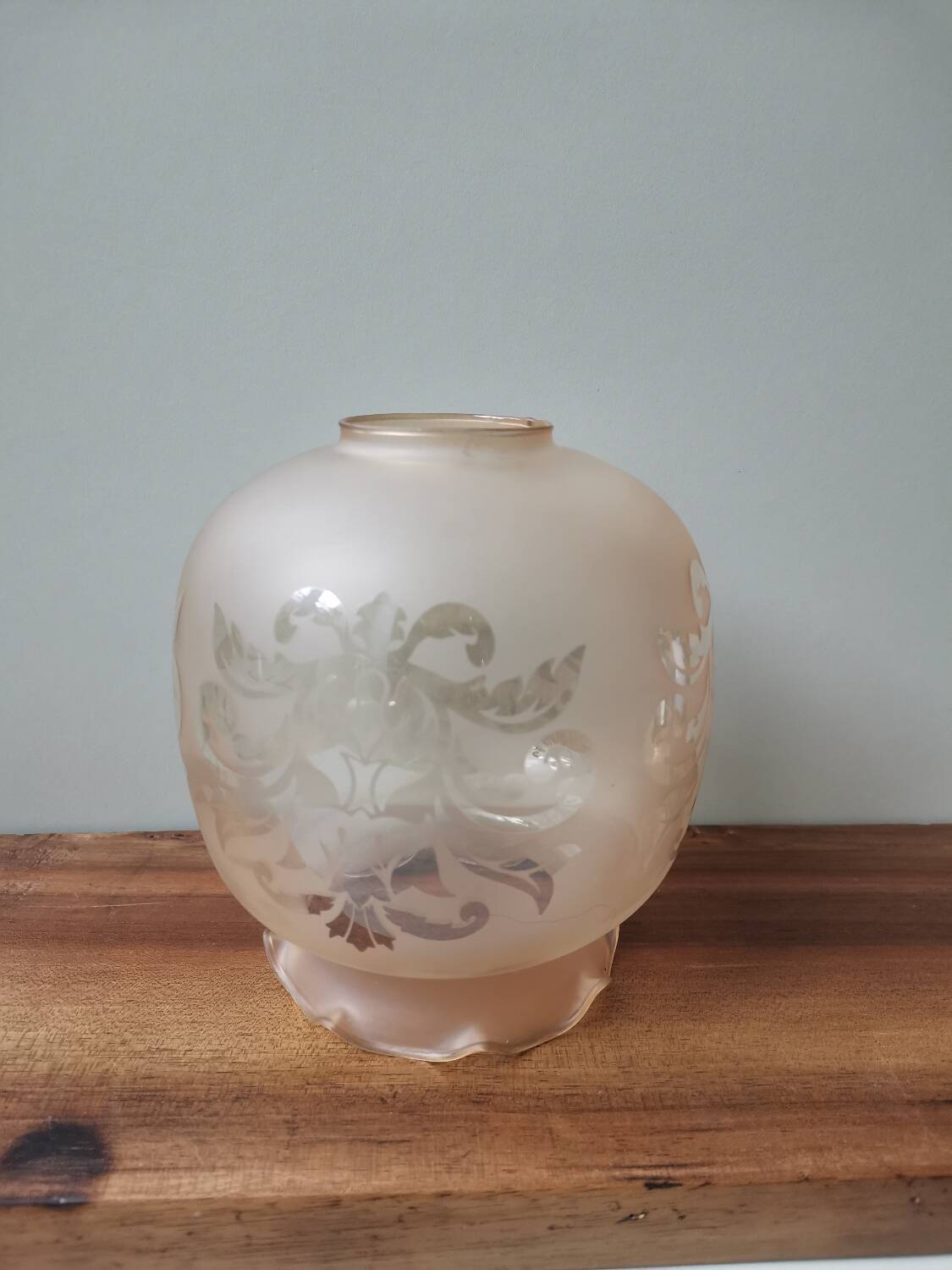 Vintage sandblasted amber glass lamp globe flower pattern hanging lamp