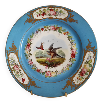 Assiette plate en porcelaine de Sèvres