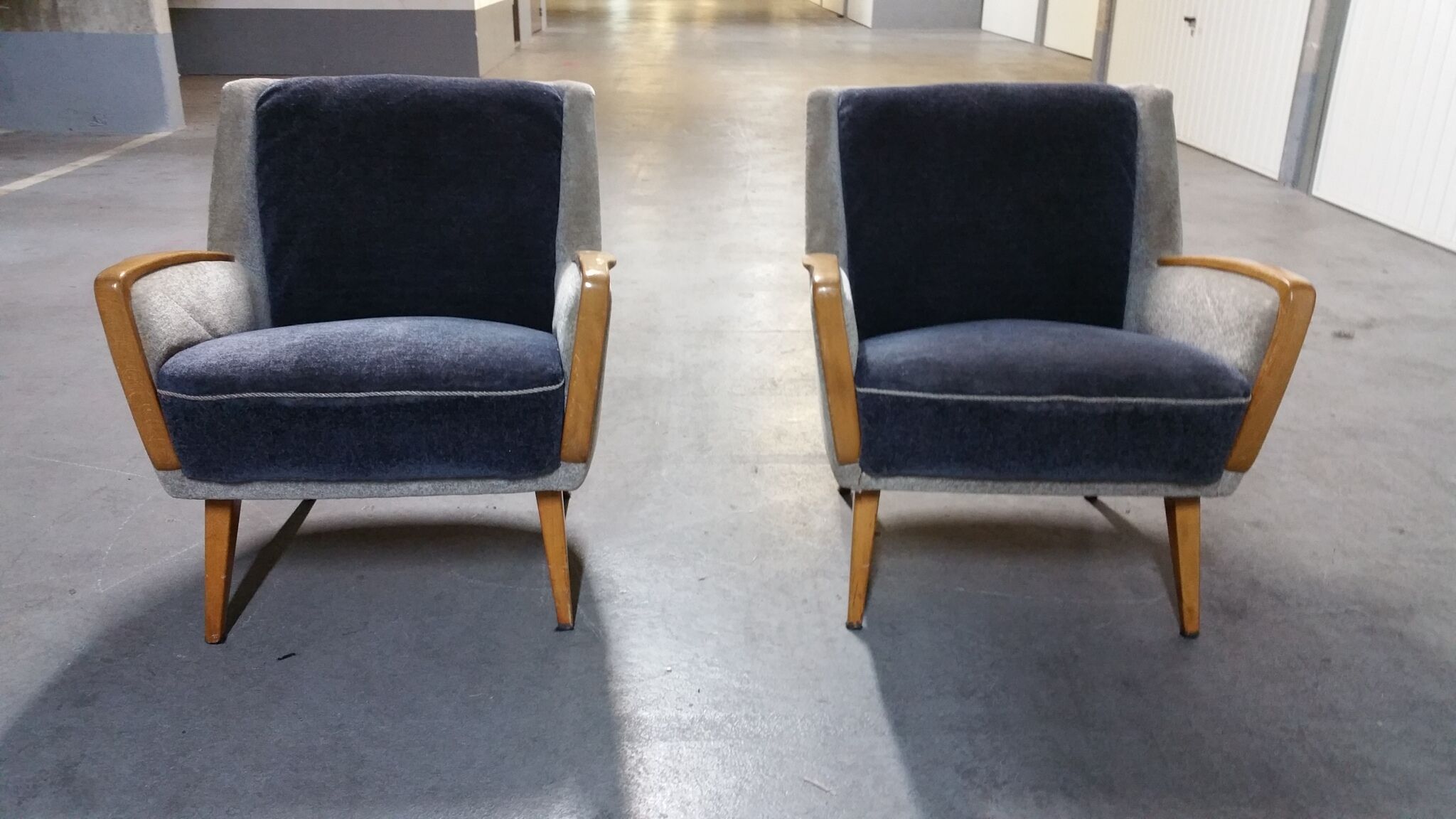 Bi color armchair of the 59/60