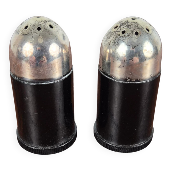 Salières et poivrières en bakélite et métal argenté par Hans Jensen & Co pour Nysølv, Danemark, 1950.