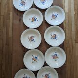 10 Saint Amand Yolande soup plates