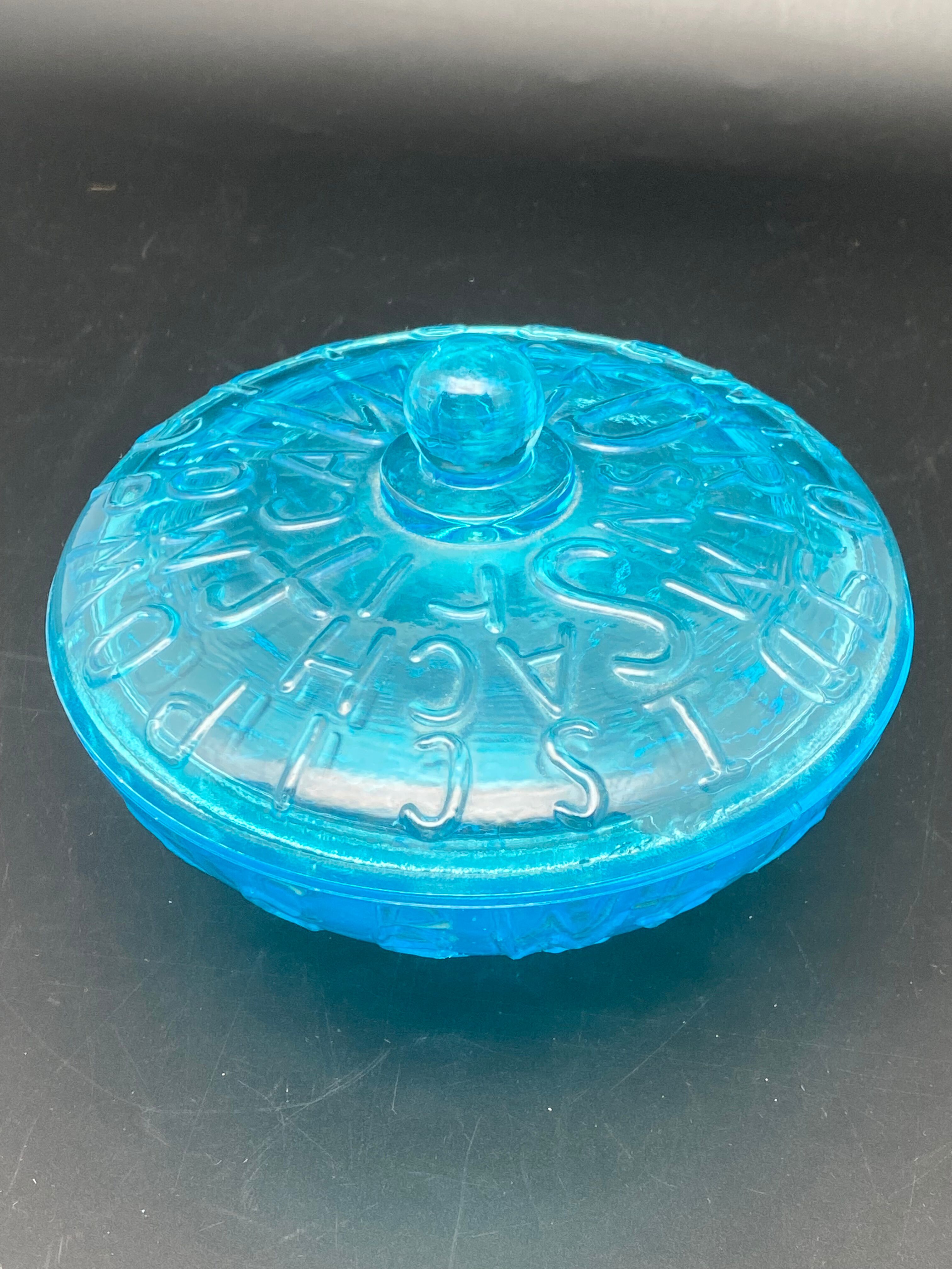 Blue tinted glass sweetener