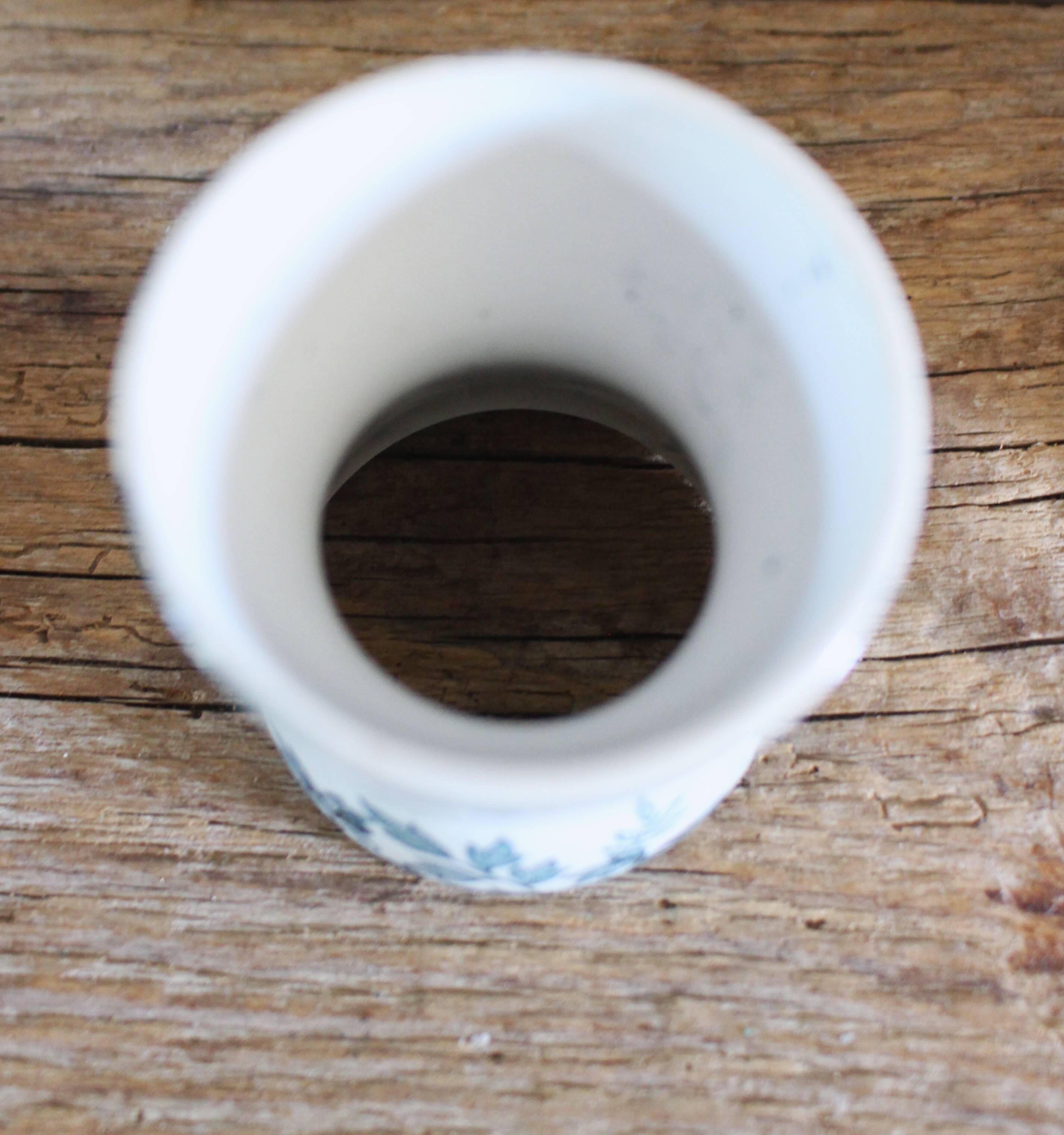 Diabolo egg cup Terre de Fer blue flowers