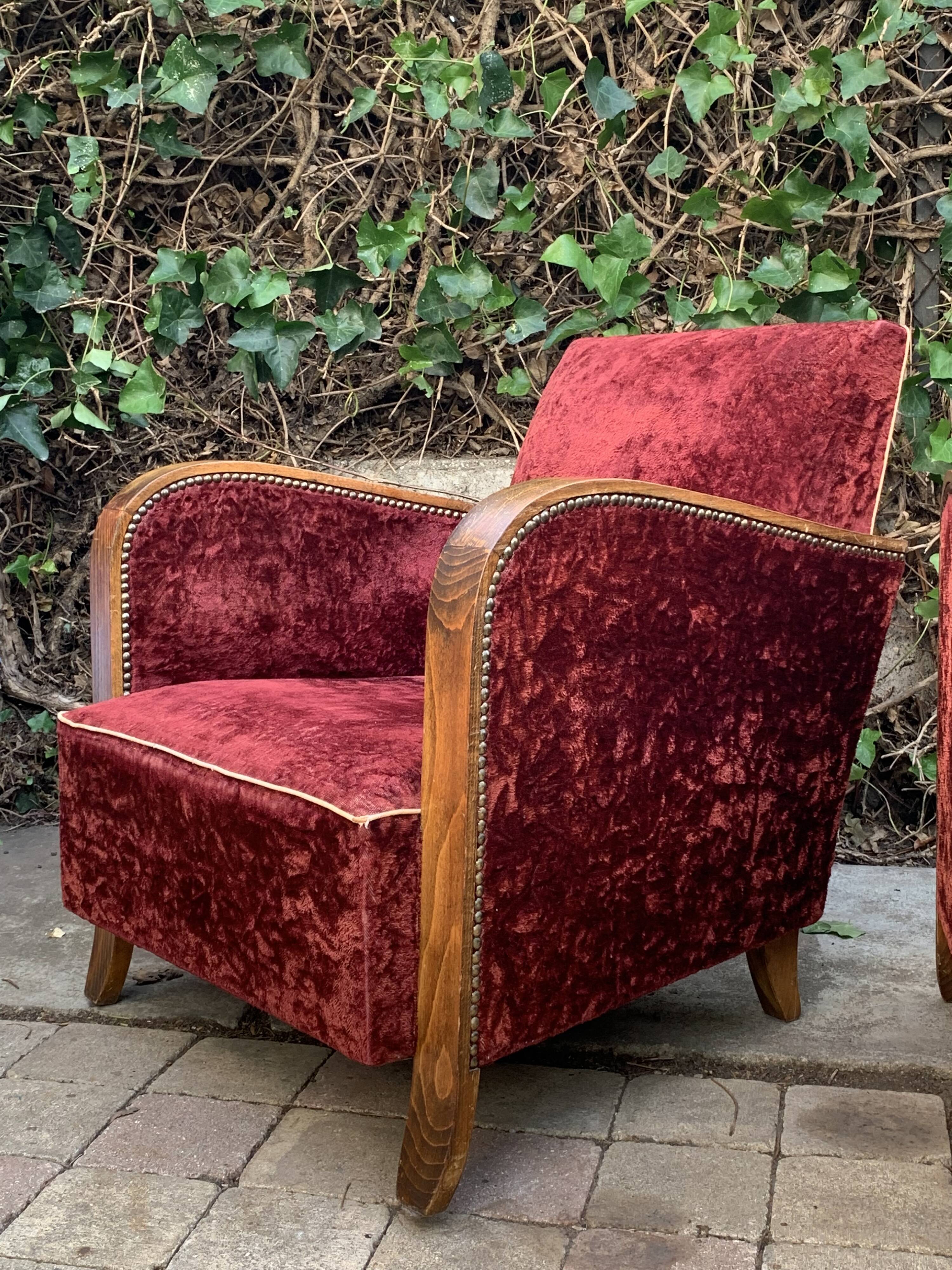 Pair of Art Deco club armchairs in burgundy red velvet, 1930s