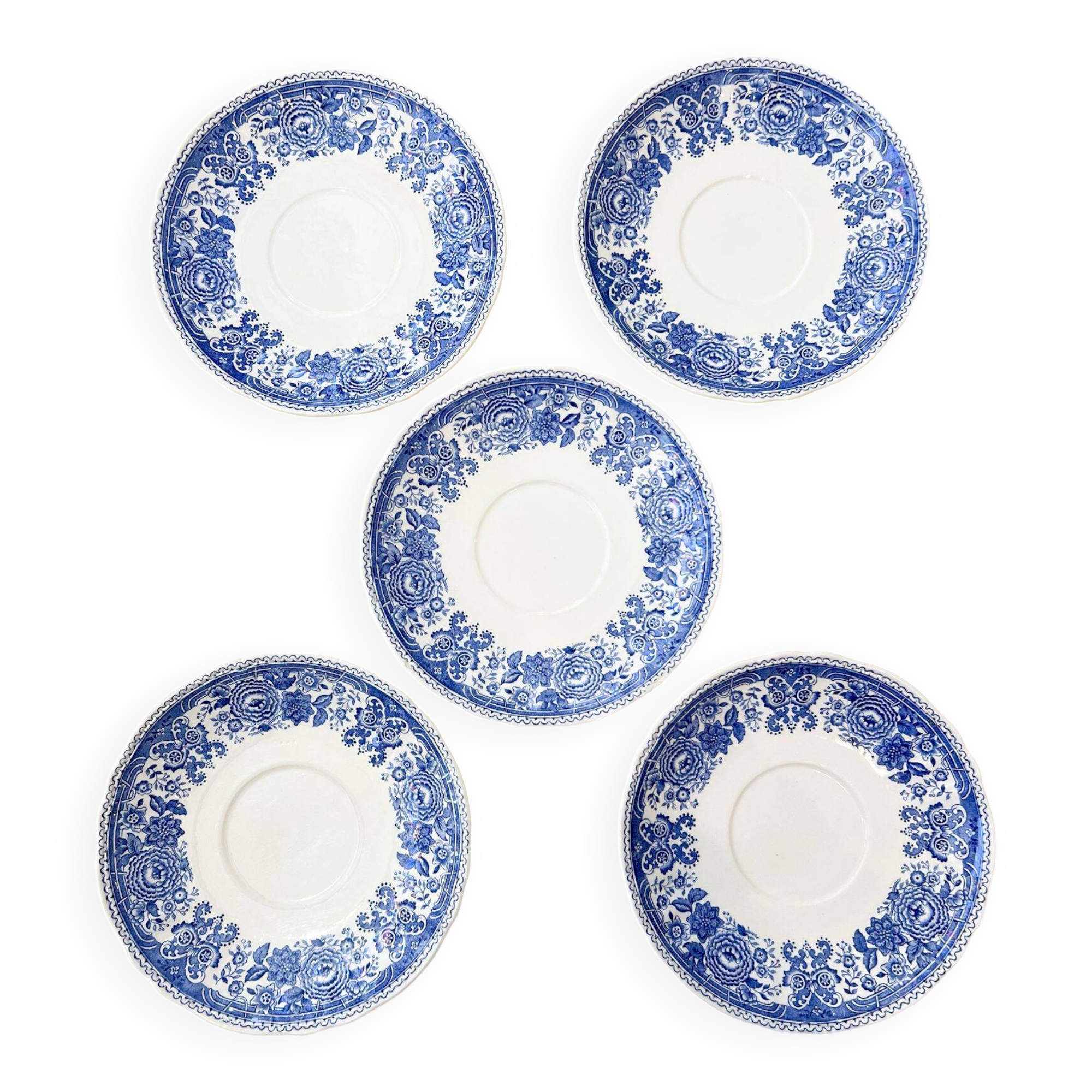 5 vintage Villeroy & Boch saucers