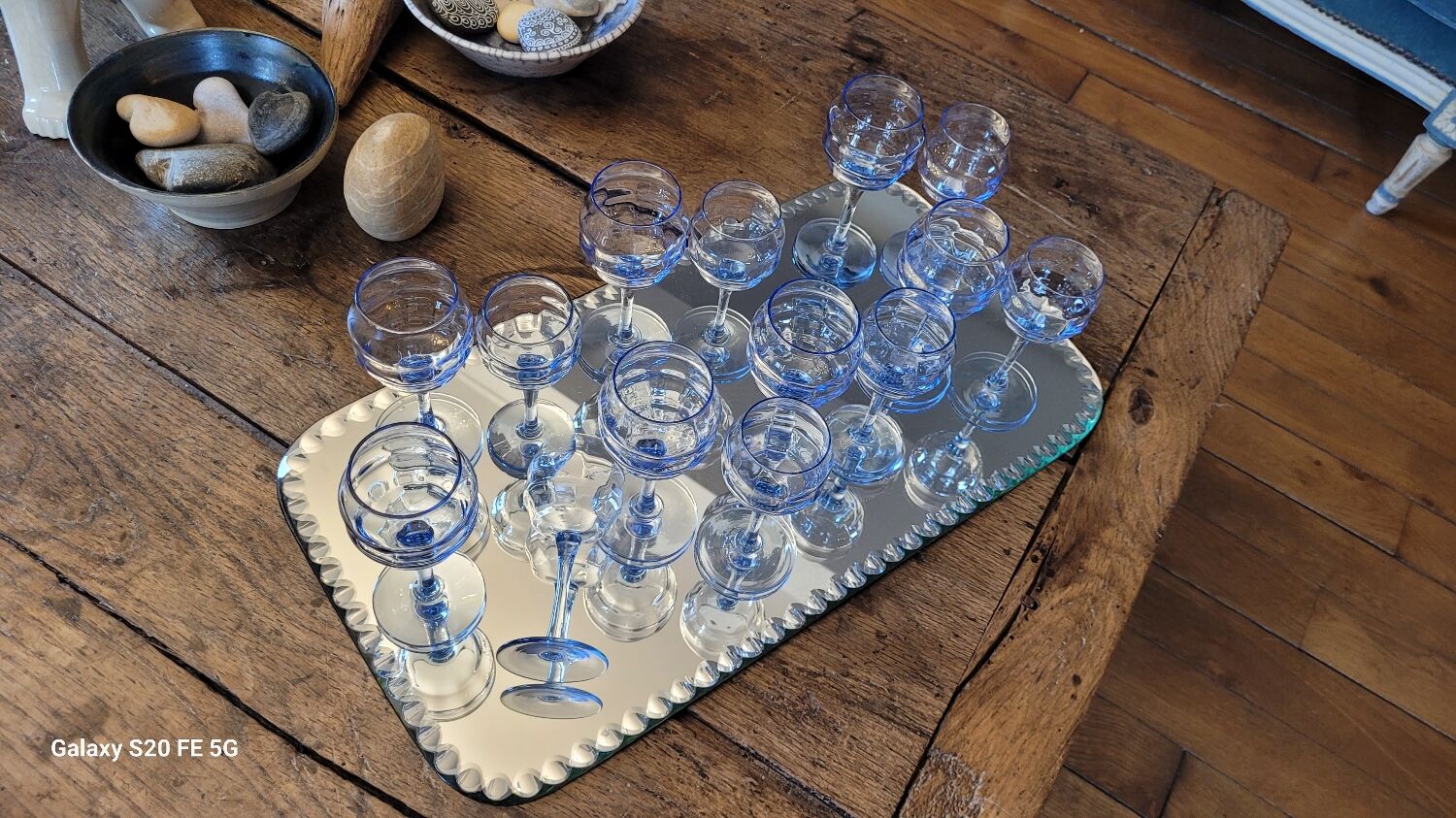 Art deco stemware