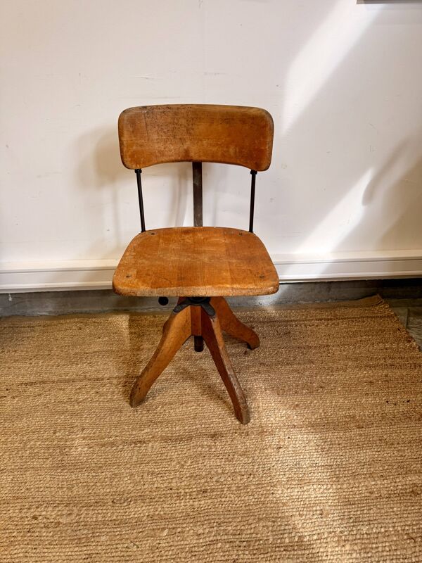 Chaise d’atelier pivotante industrielle en bois