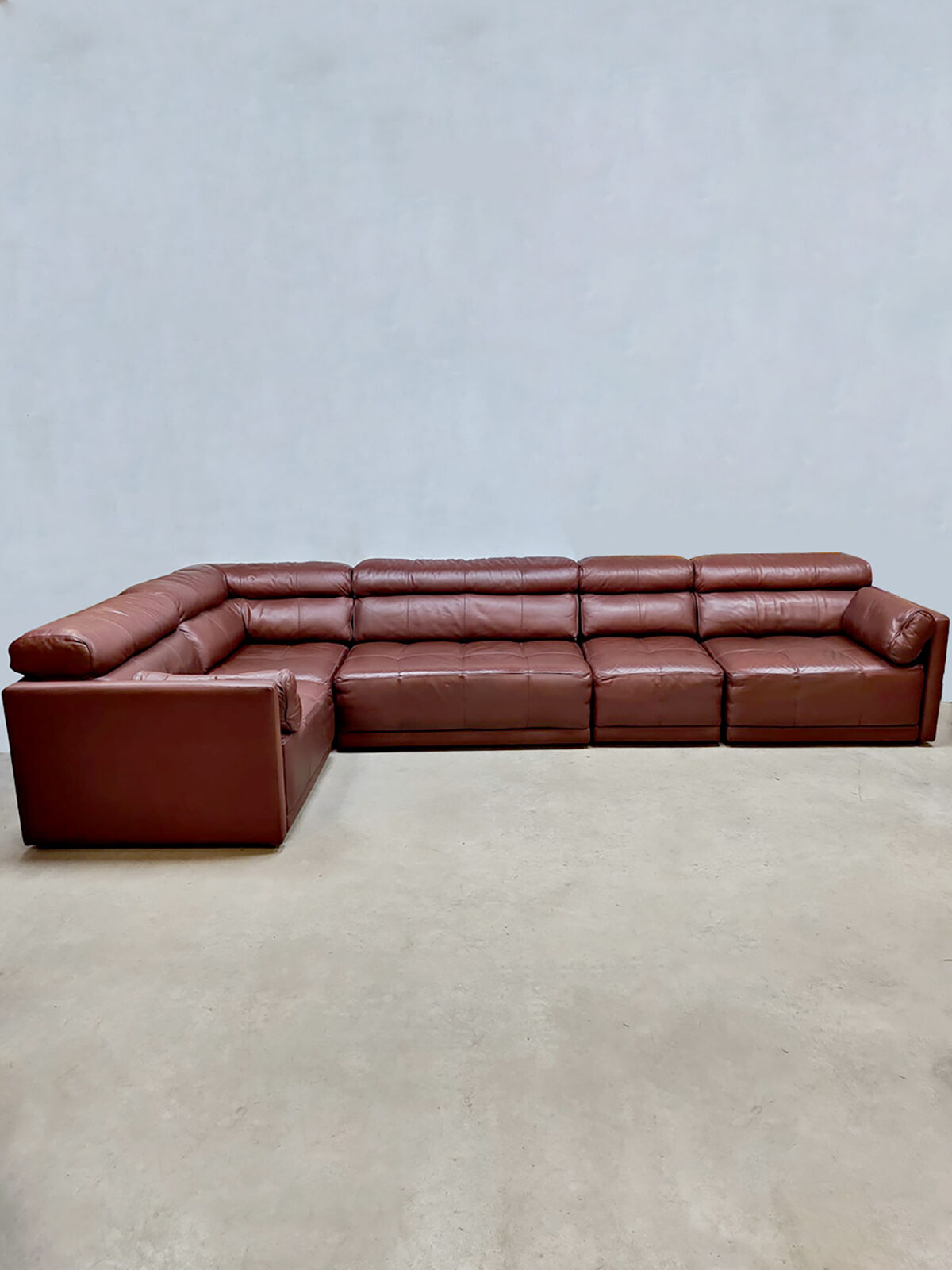 Vintage design modular leather sofa Cor