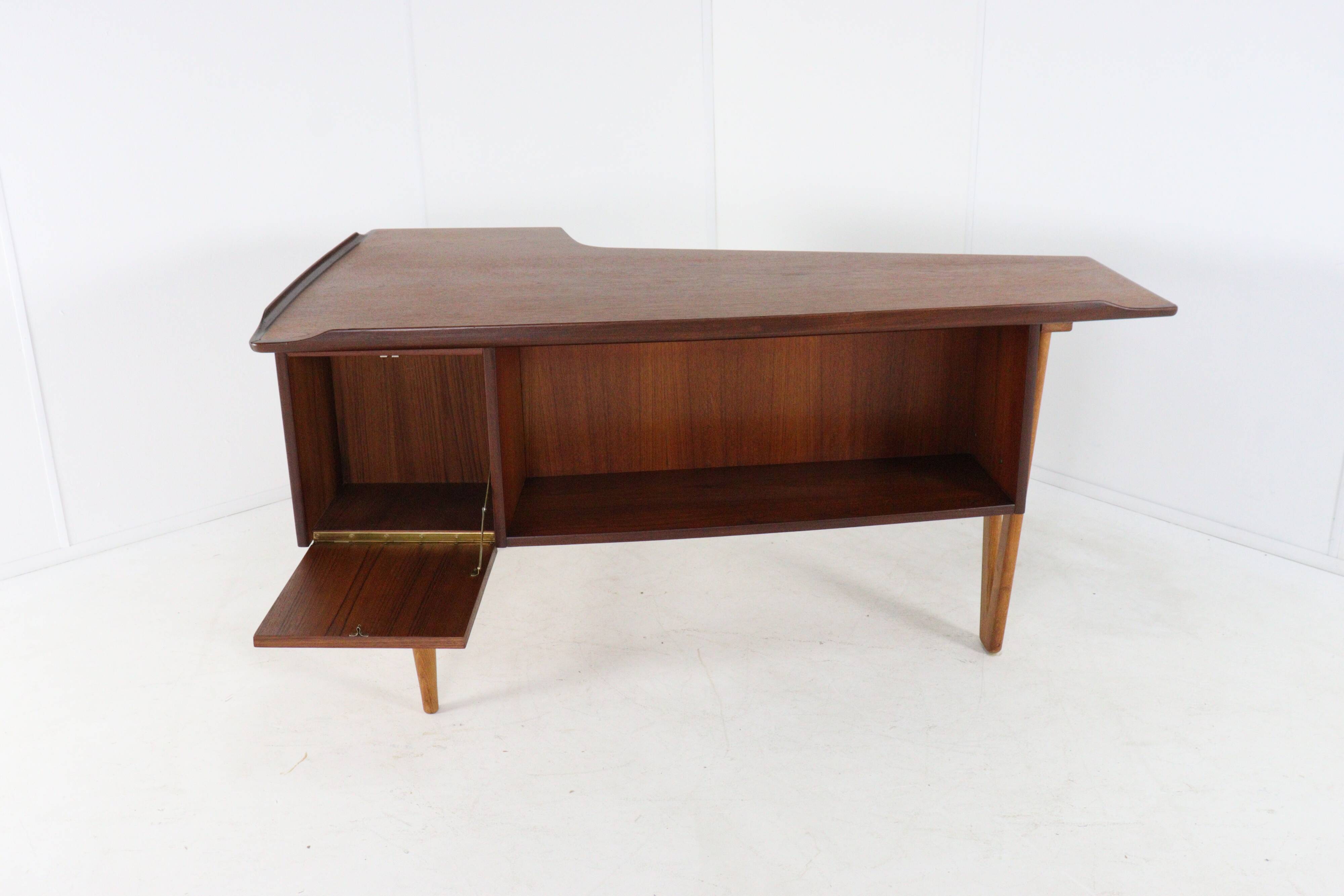 Danish boomerang desk by Peter Løvig Nielsen for Hedensted Møbelfabrik