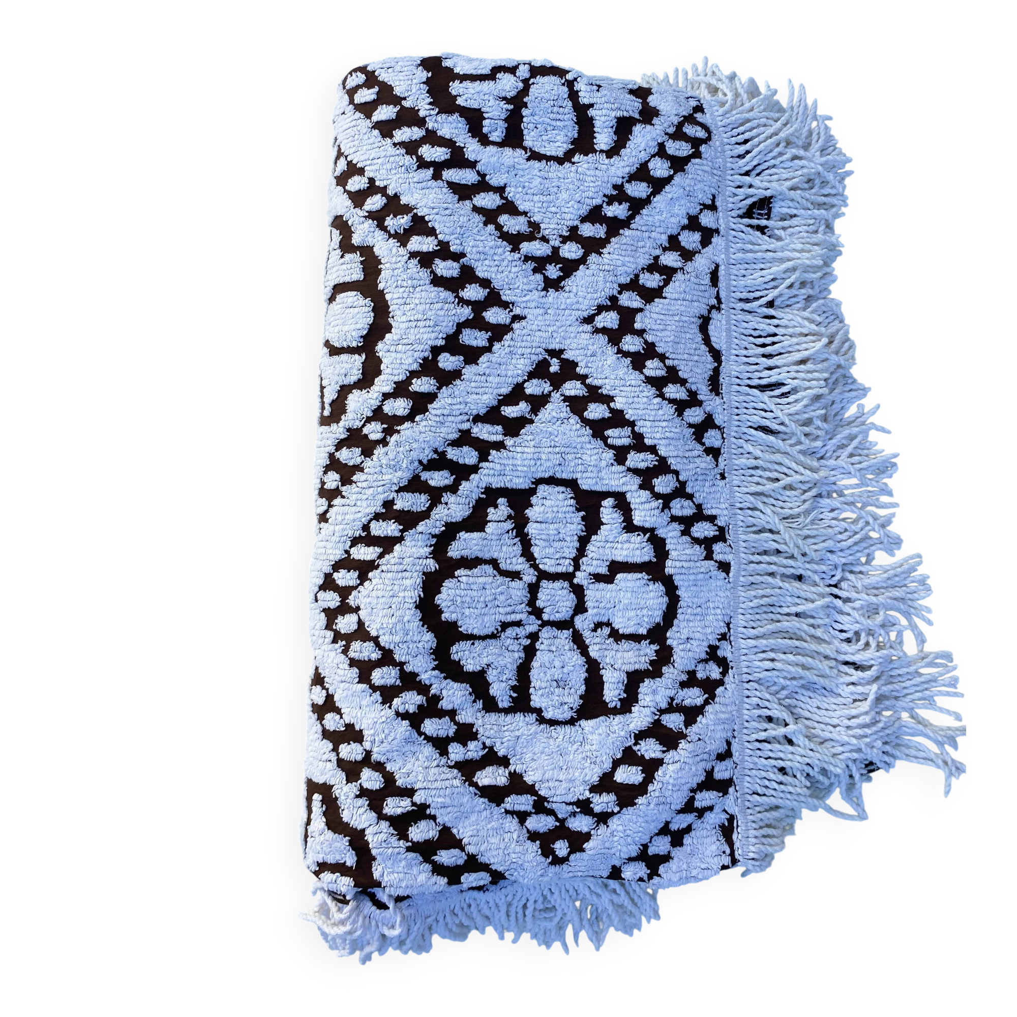 Bedspread with fringes