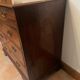 Mahogany chest of drawers, opening 5 drawers in 4 rows and fitted with brass handles.