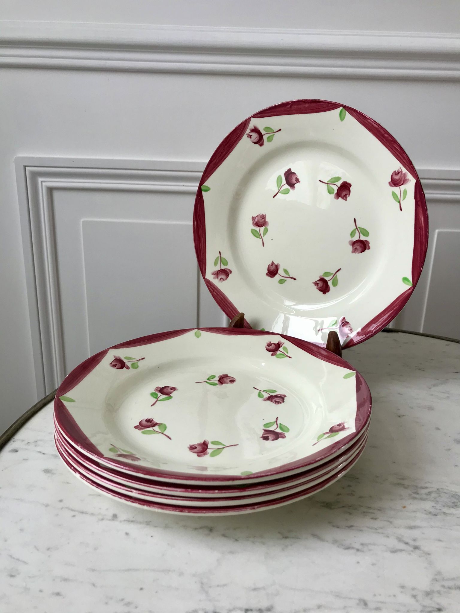 Set of 5 flat plates digoin sarreguemines model aigues-vives hand painted years 30-40